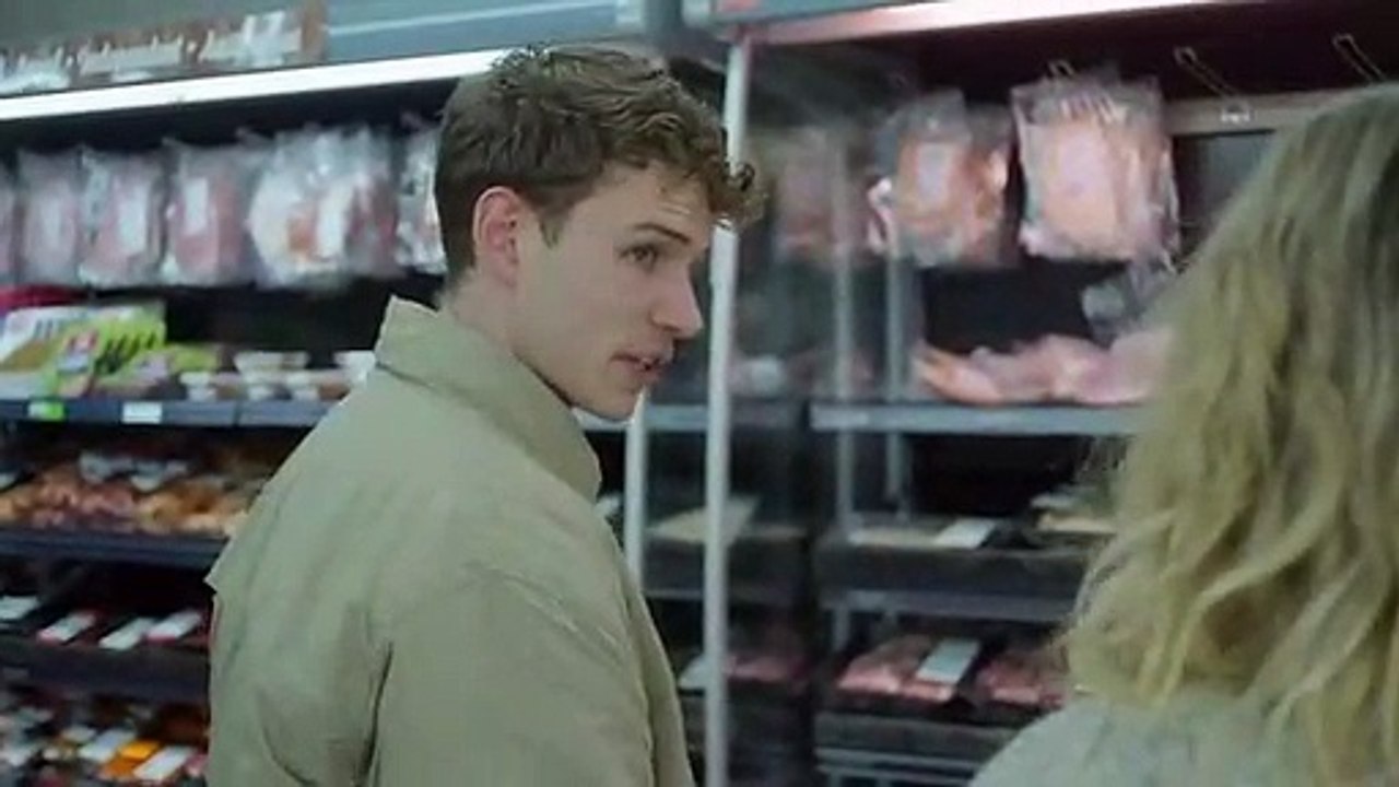 KISS-ME-(TRAILER)