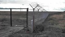 روسيا تكمل بناء السور الحدودي الفاصل بينها وبين أوكرانيا شمال القرم