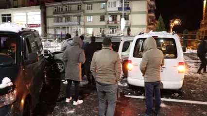 Elazığ'da Zincirleme Trafik Kazaları: 10 Yaralı