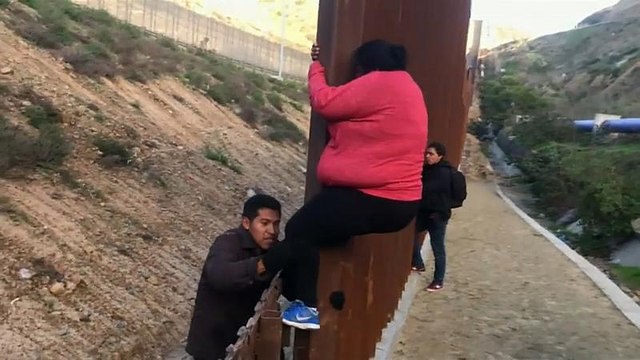 Трамп пригрозил закрыть границу с Мексикой