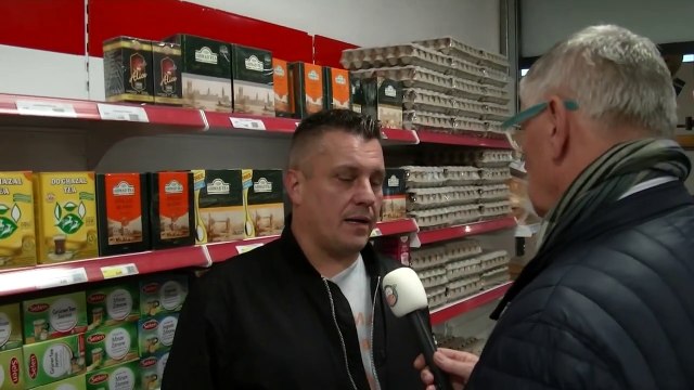 Regio op Straat: Trouwauto Purmerend “In deze decembermaand boeken is 10% korting.”