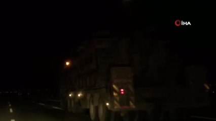 Suriye Sınırına Tank Sevkiyatı Sürüyor