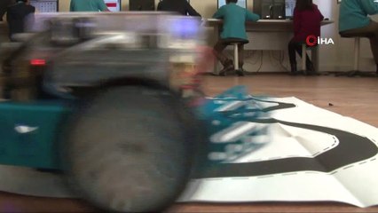 Bu imam hatip okulunda geleceğin yazılımcıları da yetişiyor