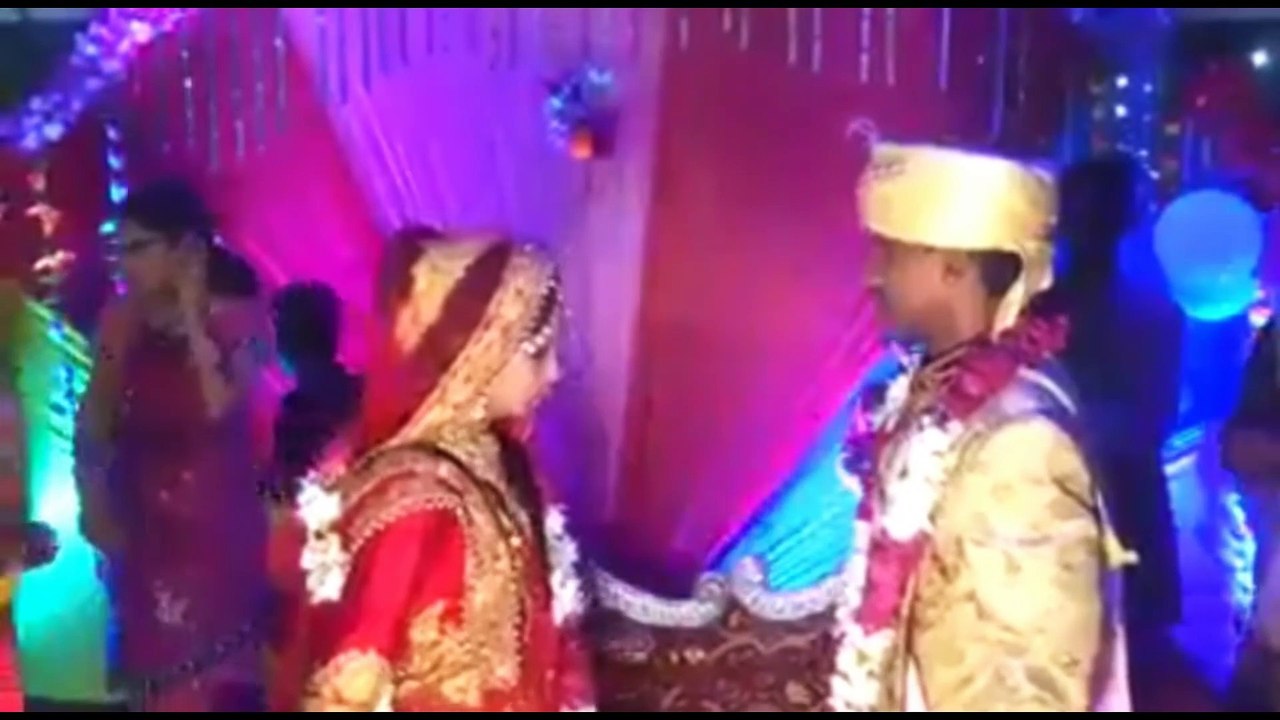 Funny Indian wedding --funny jaimala Varmala video -- Funny shadi clips