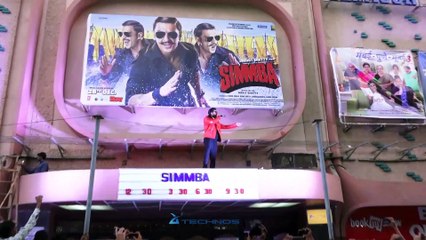 Ranveer Singh & Sara Ali Khan FUNNY MOMENTS At Simmba Trailer Launch