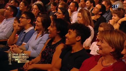 Un magicien a transpercé la gorge de Maxime Guény dans un tour de magie assez spectaculaire hier soir sur C8