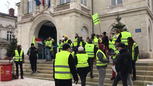 Marche des Gilets jaunes en centre-ville