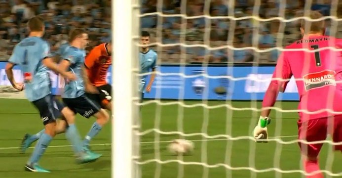 Taggart Missed Penalty- Sydney FC v Brisbane Roar FC 2-1 29.12.2018 (HD)
