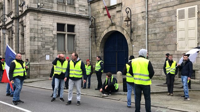 Acte 7 à Quimper : le café des Gilets jaunes
