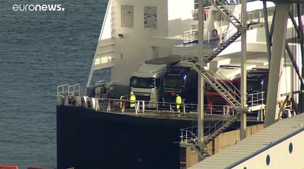 UK says it will charter ferries to easy congestion if there’s no Brexit deal