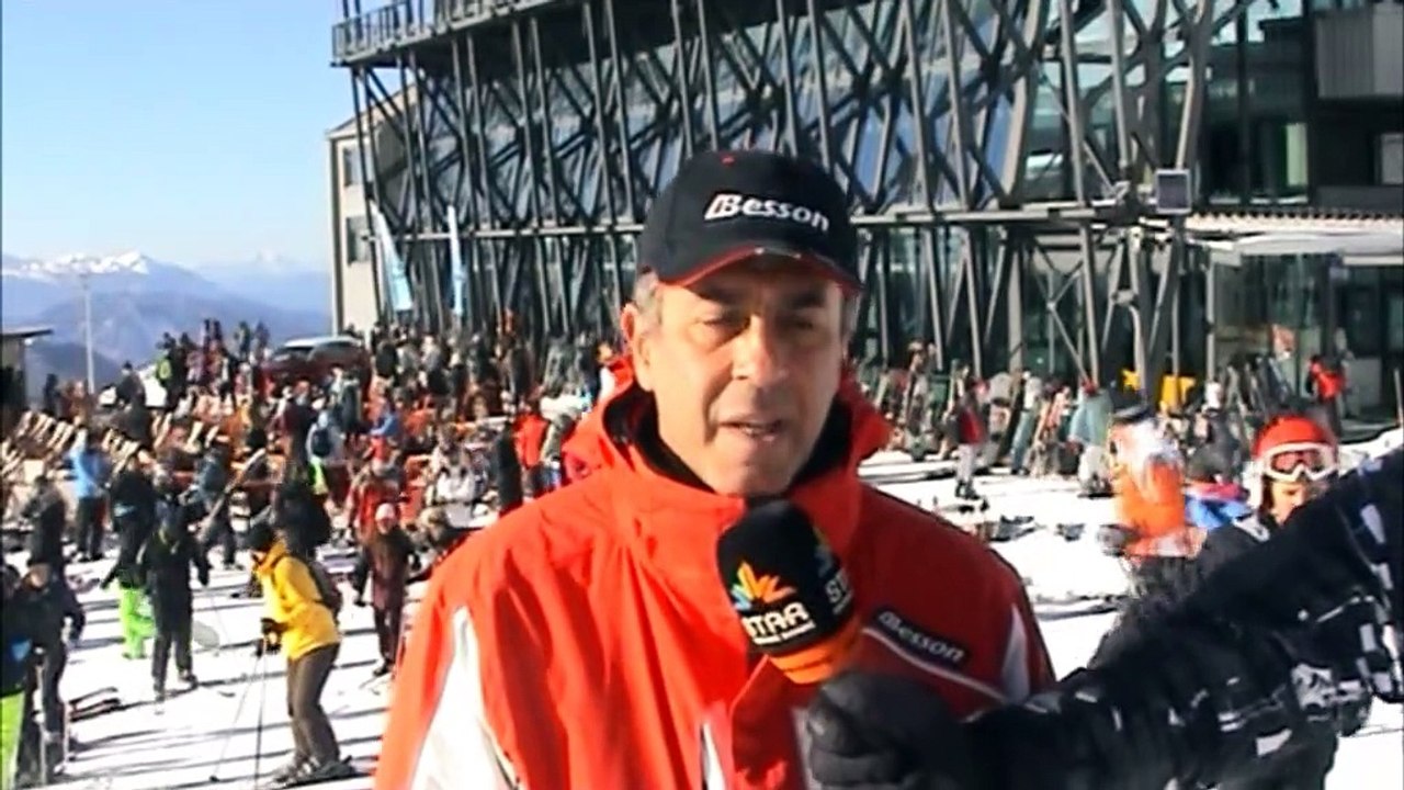 "Πλημμύρισε" από κόσμο το Χιονοδρομικό Κέντρο Παρνασσού