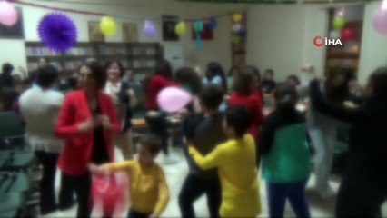 Doktorlar sahneden moral aşıladı