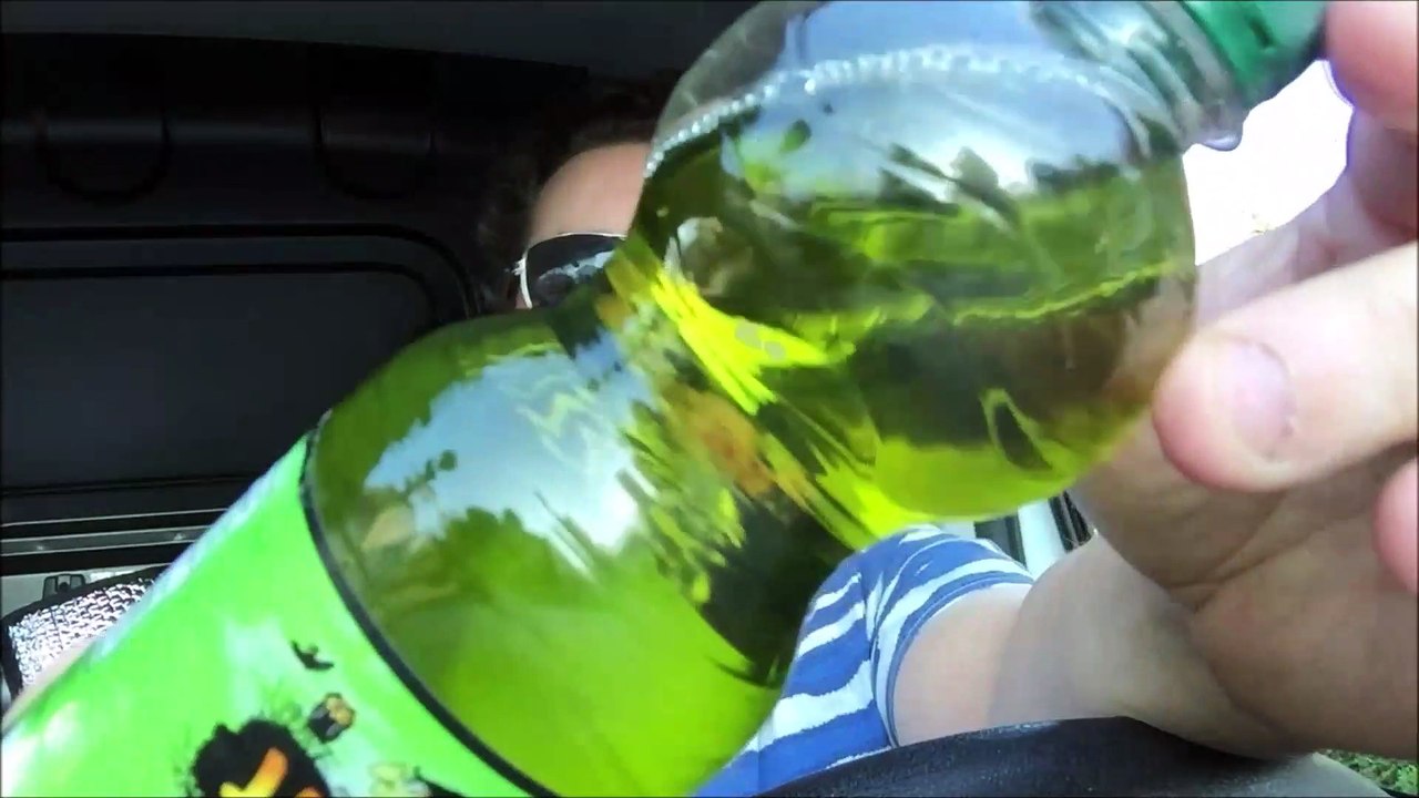 Halloween Drink Saurer Apfel aldi Review und Test