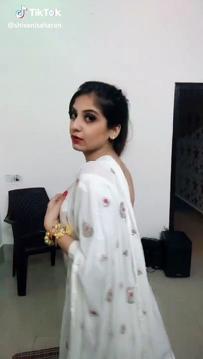 zada party krni ho to apni maa ka sat he sona