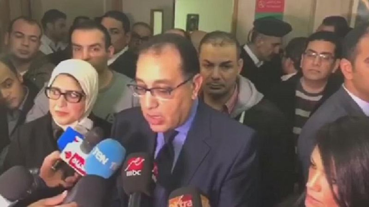 Egyptian PM visits survivors of bus blast that killed 4 people
