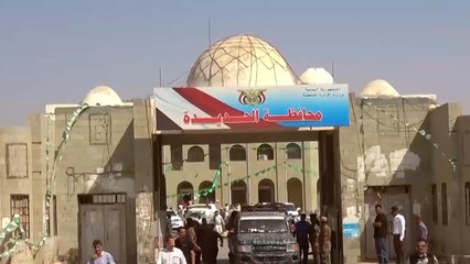 جماعة الحوثي تعلن انسحابها من ميناء الحديدة والحكومة تنفي