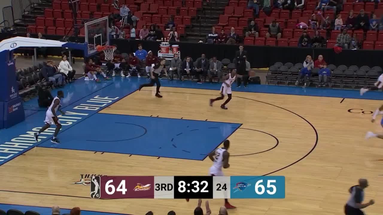 Deonte Burton throws it down!