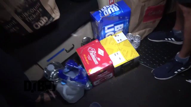 Steve 'n' Seagulls - BUS INVADERS Ep. 1393