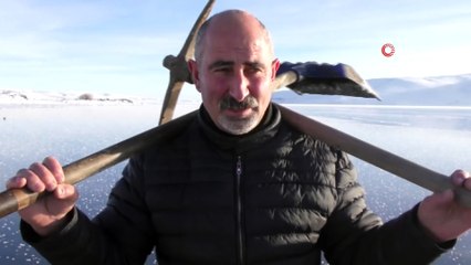 Çıldır Gölü buz tuttu