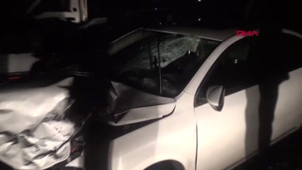 Adıyaman'da Otomobil Üniversite Öğrencilerine Çarptı 1 Ölü, 1 Yaralı -