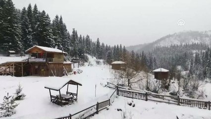 Yaralıgöz Dağı beyaz örtüsüyle görsel şölen sunuyor - KASTAMONU