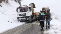 Karla mücadele çalışması yürüten iş makinesi devrildi: 1 ölü - KAHRAMANMARAŞ