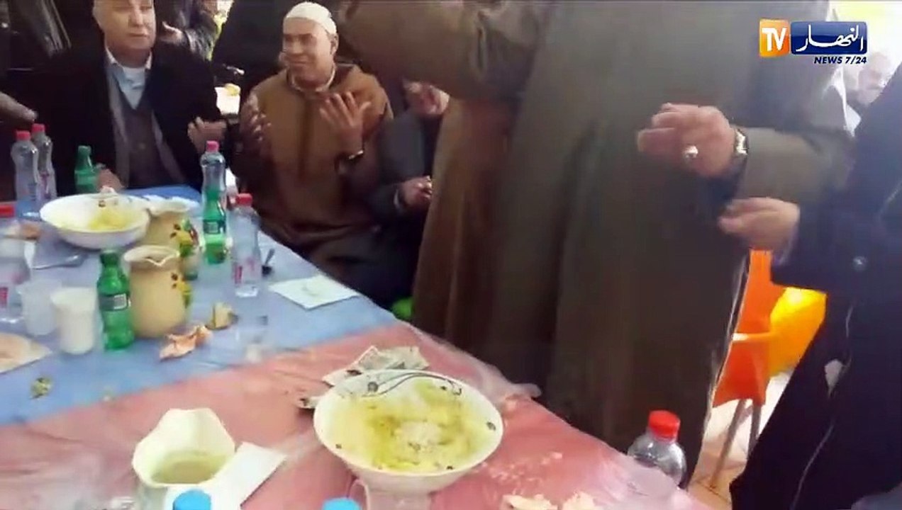 Zerda Electorale à Saida... Nourriture, Coran et prières pour le candidat