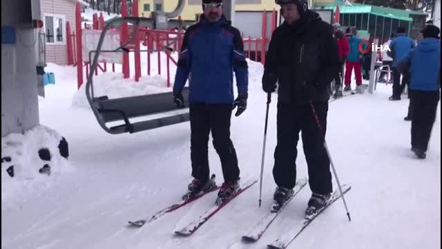 Kars Valisi Türker Öksüz: Vatandaşlarımızdan Özür Dileriz. Şu An Kayak Merkezimizde Her Şey...