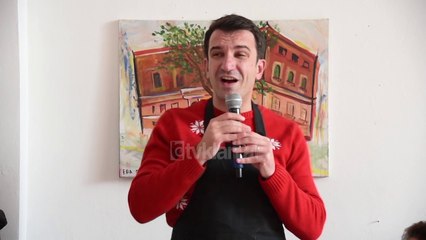 Dreke festive per te moshuarit e qendrave sociale