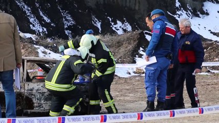 Emekli öğretmen otomobilinde yanmış halde bulundu - MANİSA