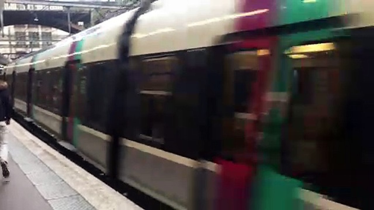 Z 8100 ( MI 79 ) - RER B - Cité Universitaire