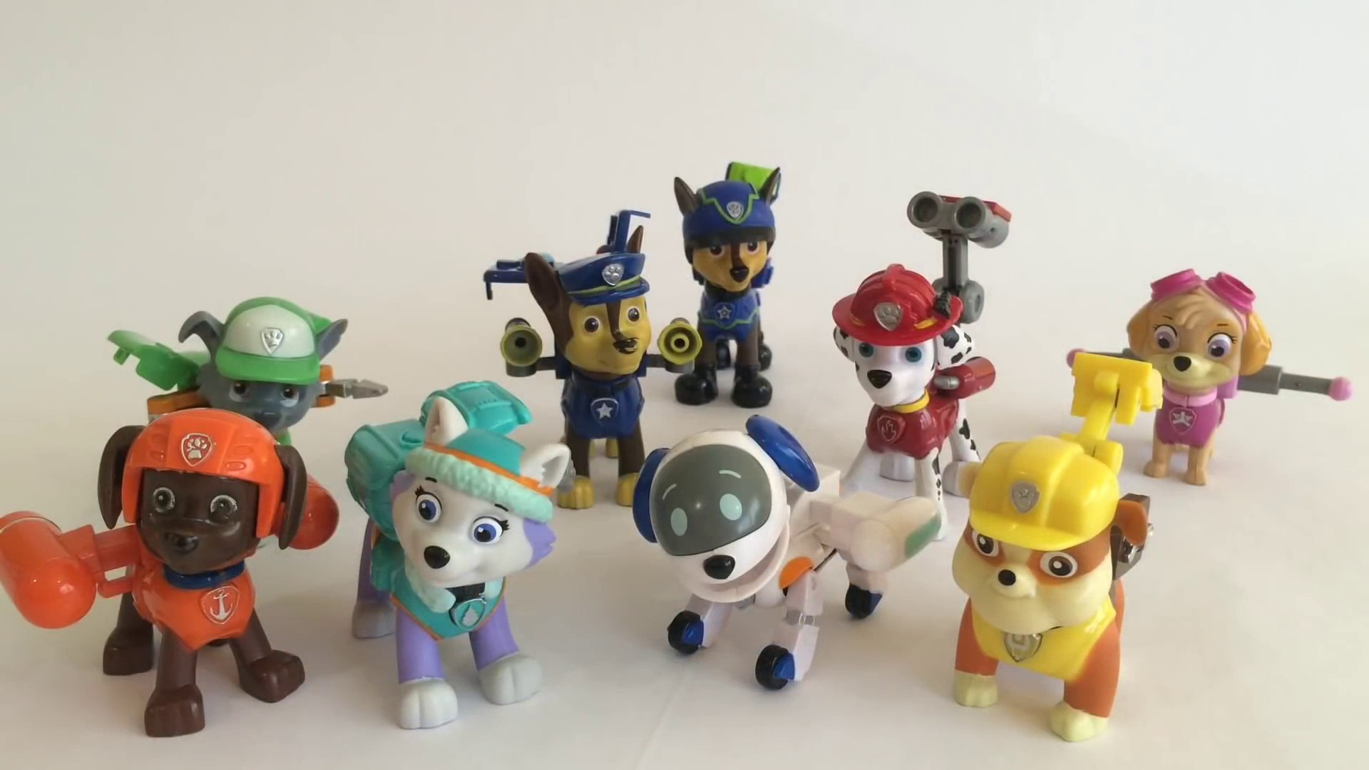 Paw Patrol Mini Figures Set of 6 - Rocky, Zuma, Skye, Rubble, Marshall &  Chase 