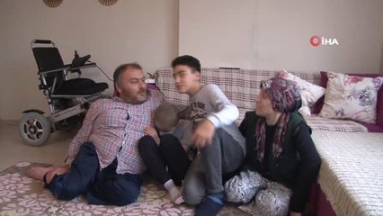 Engelli Çiftin Çocukları İçin Verdiği Mücadele...anne-baba Engelli, Çocukları Lösemi