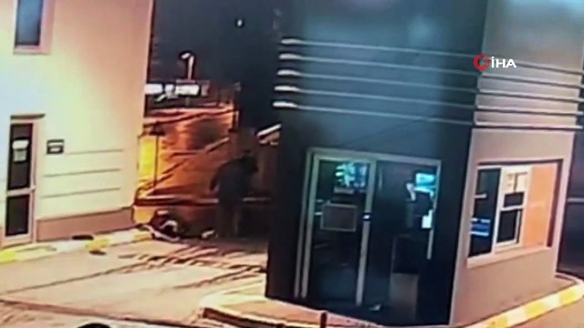 Esenyurt'ta yokuş aşağı kayan kamyon dehşet saçtı...O anlar kamerada