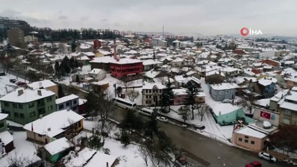 Eskişehir yeni yıla beyaz örtüyle giriyor...Tarihi Odunpazarı Bölgesi havadan görüntülendi