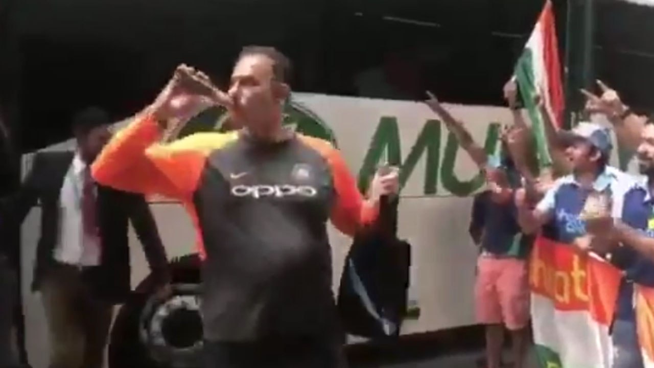 India Vs Australia 3rd Test: Ravi Shastri is spotted drinking beer after India's win at MCG