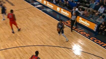 Dennis Smith Jr. charges through OKC for layup
