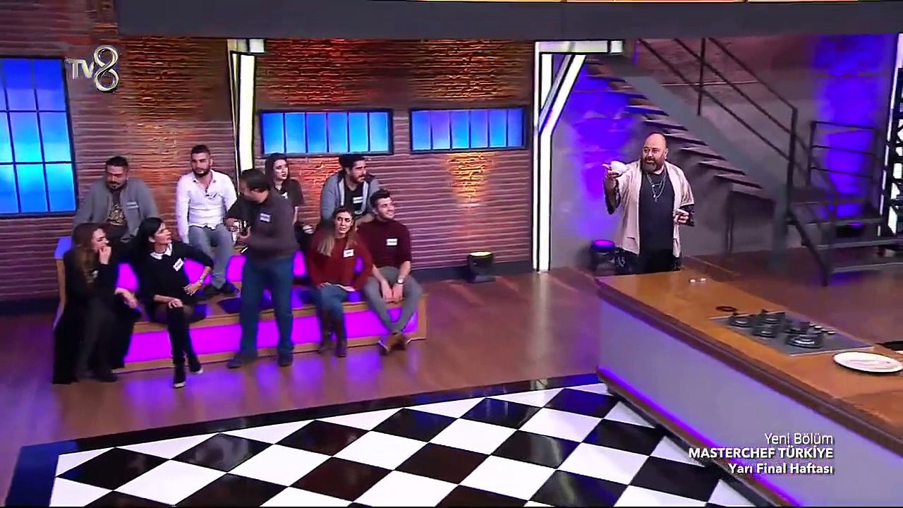 Hazer şef ile girdiği iddiayı kaybeden Uğura şok ceza!   Yarı Final  MasterChef Türkiye