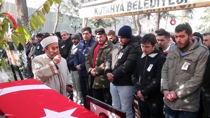 Balıkçı teknesinin alabora olması sonucu hayatını kaybeden polis memuru Özaydın, memleketi Kütahya'da defnedildi