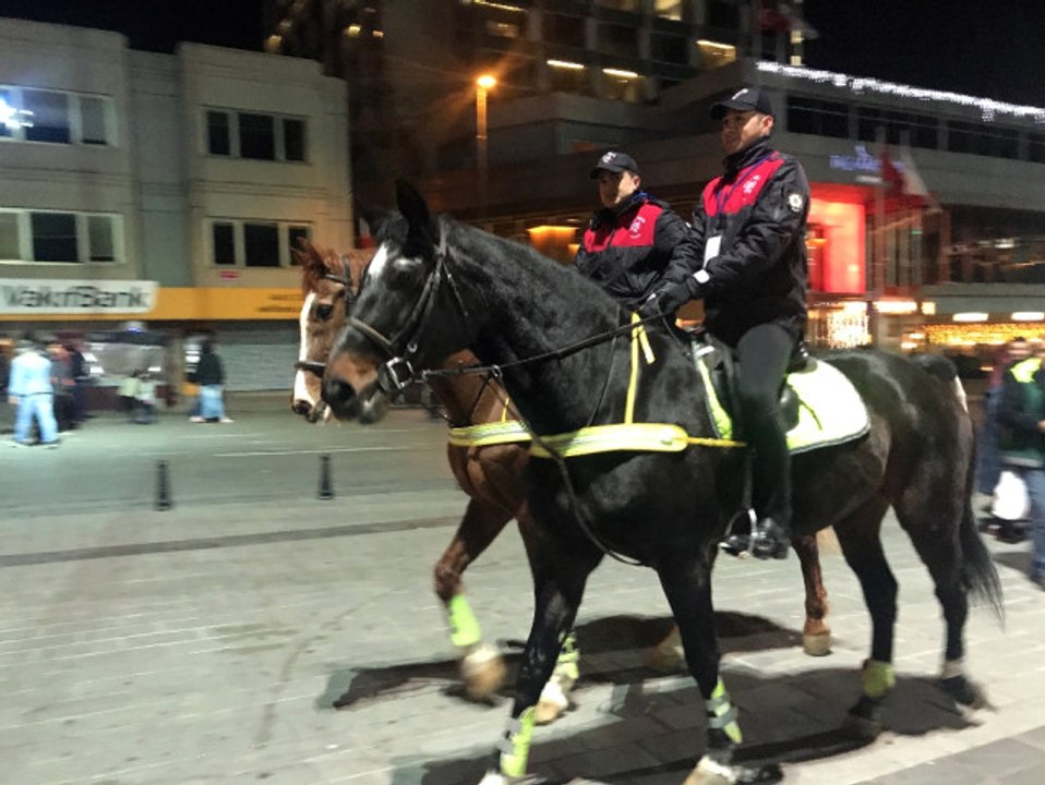 Atlı Birlikler Taksim Meydanı'nda