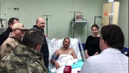 İçişleri Bakanı Soylu Yüksekova’da yaralı askerleri ziyaret etti