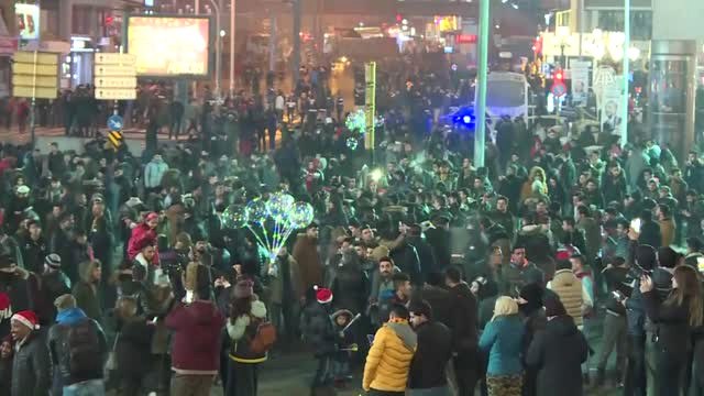 Başkentte Yeni Yıl Kutlamaları - 15 Temmuz Kızılay Milli İrade Meydanı