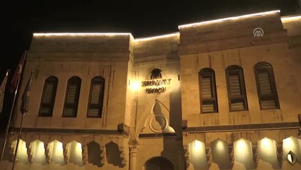 Yeni Yıla "Sıra Gecesi" ile Girdiler