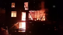 3 katlı ahşap binada yangın - DÜZCE