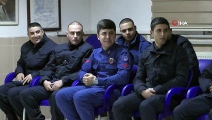 Belediye Başkanı Bahçeci, yeni yıla karanfilli karşılama ile kara yolunda girdi