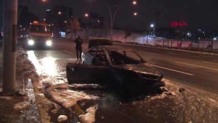 Seyir Halindeyken Alev Alan Otomobil, Kullanılmaz Hale Geldi