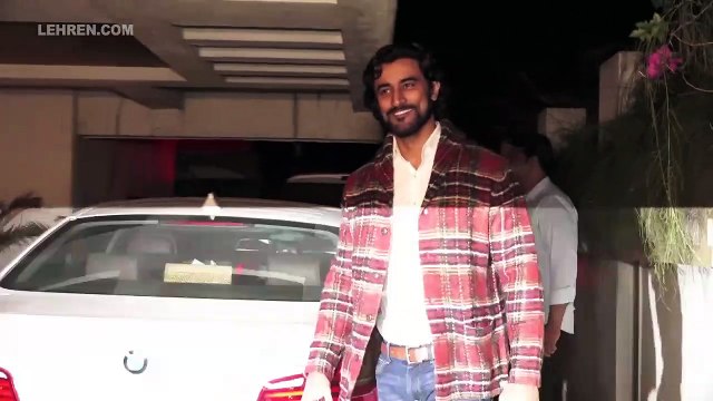 Sonali Bendre Celebrates Her 44th birthday With Friends