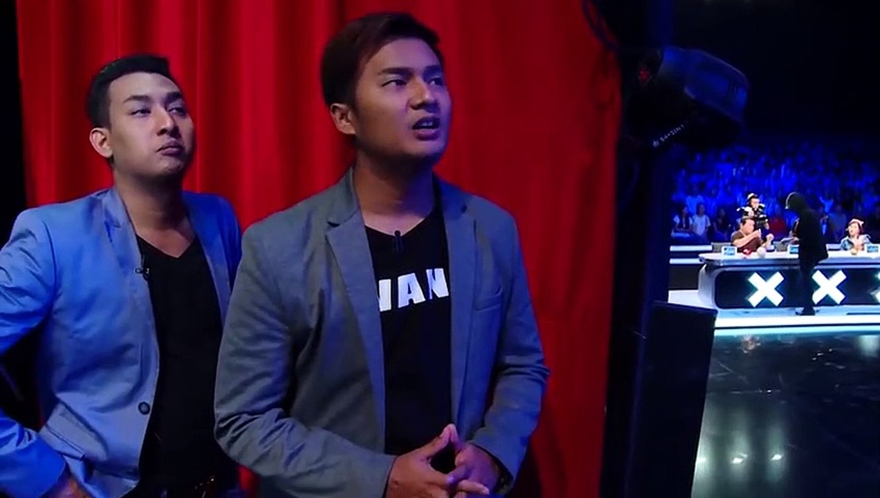 Dark Magic Appears on Myanmar s Got Talent   Magicians Got Talent