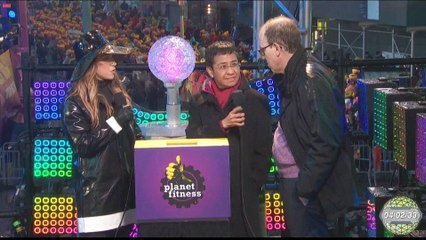 New York dedicates New Year's Eve ball drop to press freedom