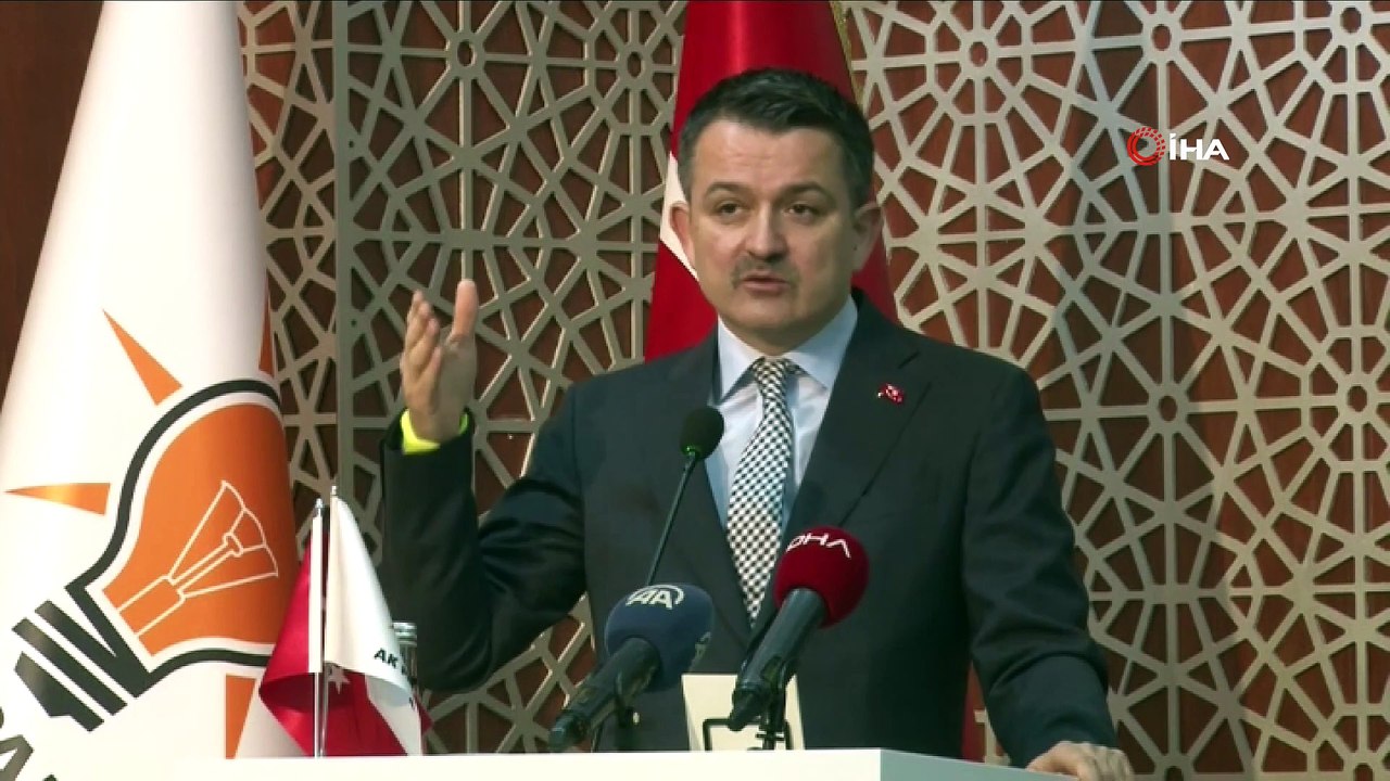 Bakan Pakdemirli: "CHP Safsata Siyaseti Üzerinden İş Yapıyor"
